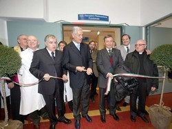 L’ospedale inaugura due reparti e ne prenota subito altri