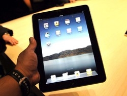Al Cairoli addio libri di testi
Un classe studia solo con l’iPad