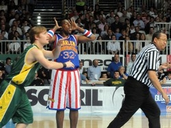 Harlem Globetrotters Presto lo show a Varese