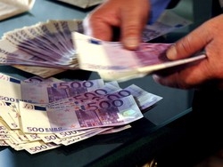 Caccia aperta in Svizzera ai 4 milioni di euro spariti