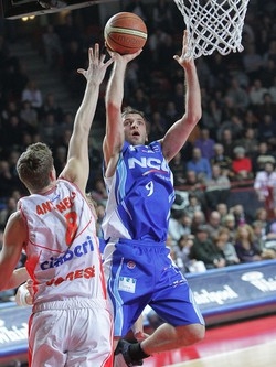 Basket, derby negato Tifosi amareggiati
