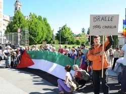 Manifestazione a Varese contro il massacro in Palestina