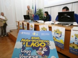 Varese&nbsp;e l’abbraccio pi&ugrave; lungo Domenica tutti intorno al lago