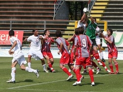 Cremonese-Varese 1-0 Domenica il ritorno a Masnago
