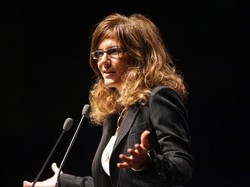 Ecco le domande a Emma dalle donne di Varese