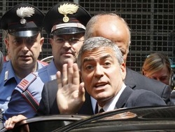 Clooney testimone a Milano. “Giustizia is very good”
