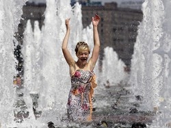 Estate e afa, il dibattito pi&ugrave; caldo: peggio&nbsp;il 2003, il 2005 o il 2010?