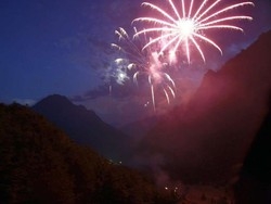 Val Brembana, fuochi d’artificio  e carrozze Belle &eacute;poque