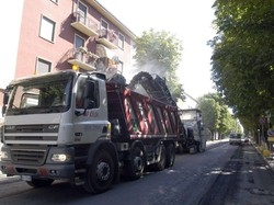 Busto, Sos&nbsp;marciapiedi Avanti strade e stadio