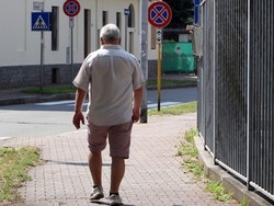 L’altro allarme delle vacanze Anziani a rischio abbandono