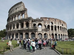 Roma-Milano, sfida sui simboli Il&nbsp;Colosseo vale pi&ugrave; del Duomo