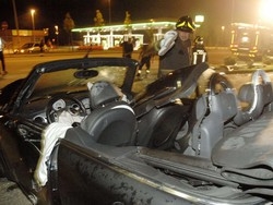 Auto fuori strada a Varese Quattro feriti, uno &egrave; grave