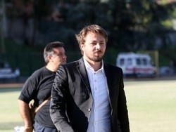 Busto e la principessa Pro I Tesoro suonano la carica