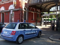 Accoltella la ex per soldi Anziano in arresto a Varese