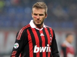 Lo Spice Boy con le escort: David Beckham ora querela