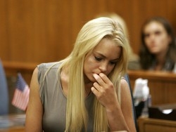 Trovata positiva a test antidroga Lindsay Lohan torna in carcere