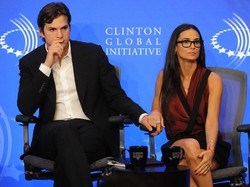 Giovane&nbsp;amante: “Ashton Kutcher e Demi Moore fanno sesso a tre”&nbsp;