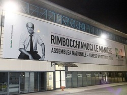 Busto, il gran giorno del Pd Tricolore e scuola pubblica