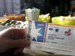 Buoni pasto o carta straccia? Baristi varesini in rivolta