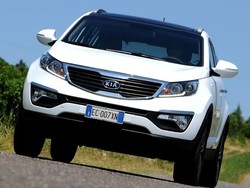 &laquo;Kia Sportage&raquo; 3&deg; atto crossover