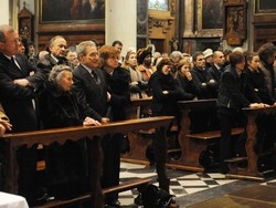 Varese, folla in basilica per l’addio ad Alma Pizzi
