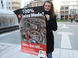 Sui muri la risposta ai “ratt” Nel mirino gli orologi svizzeri