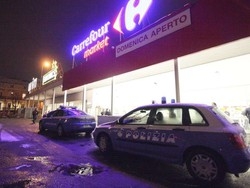 Accoltellamento a Varese Paura e sangue in centro