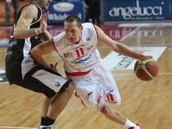 Cimberio&nbsp;stoppata dalla nevicata
