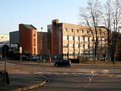 Varese, gelo allo scientifico Studenti in classe col piumino