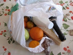 Sacchetti di plastica, la Coldiretti: venti milioni in meno da smaltire