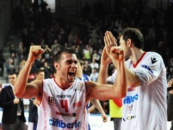 Brivido biancorosso Il derby di Demartini