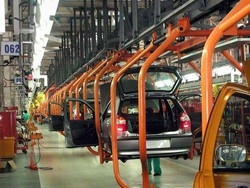 Crisi economia; 2 mld di aiuti,1.500 euro per rottamazione auto
