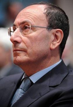 Englaro; Schifani: Andiamo avanti, decidere una volta per sempre