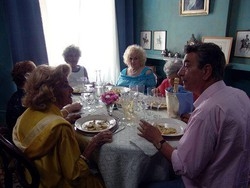 Consumi;Confesercenti:Famiglie tirano cinghia,spesa 2009 a -0,5%