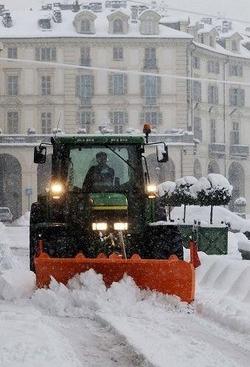 Maltempo, Coldiretti: Trattori spazzaneve per garantire viabilità
