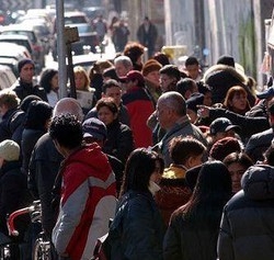 Istat: Stranieri residenti in Italia 3,9 milioni a primo gennaio