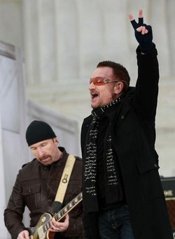 Gb; Londra, concerto a sorpresa degli U2 su tetto sede Bbc