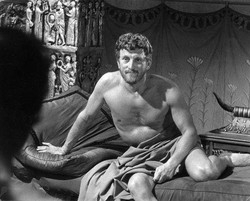 Cinema; 92 anni, Kirk Douglas stasera di nuovo in teatro