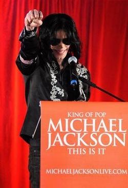 Un mln di fan si registra per biglietti concerto Michael Jackson