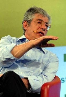 Pdl;Bossi: Berlusconi a Colle? Manca tanto,viviamo alla giornata