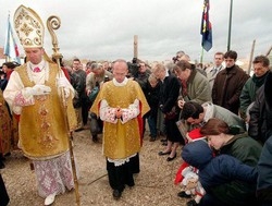 Lefebvriani: Preoccupati come Papa, pronti a colloqui con S.Sede