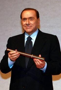 Crisi; Berlusconi: Da banche normale prudenza ma c’è serenità