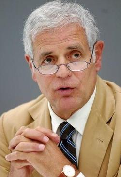 Pdl; Formigoni: Fini? Si domandi se questa è la sua casa