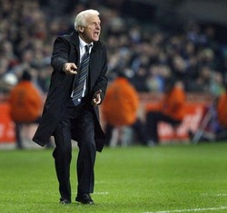 Calcio; Trapattoni: Orgoglioso ed emozionato per sfida all’Italia