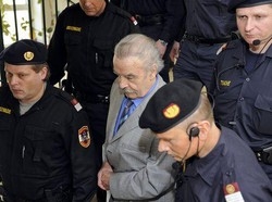 Austria: Josef Fritzl sospettato di altri 4 omicidi, tutte donne