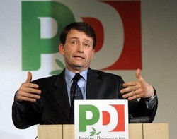 Crisi; Franceschini: E’ Berlusconi che dovrebbe lavorare di più