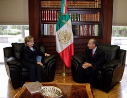 Messico; Calderon: guerra ai narcos complicata da corruzione Usa