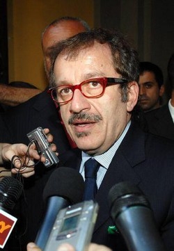 Dl sicurezza; Alla Camera scontro sulle ronde, ostruzionismo Pd