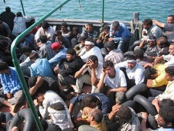 Immigrati;Pinar ancora al largo,Guardia Costiera:Sotto controllo