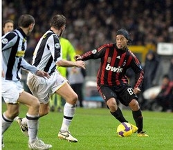 Calcio; Milan-Juventus del 10 maggio considerata gara a rischio